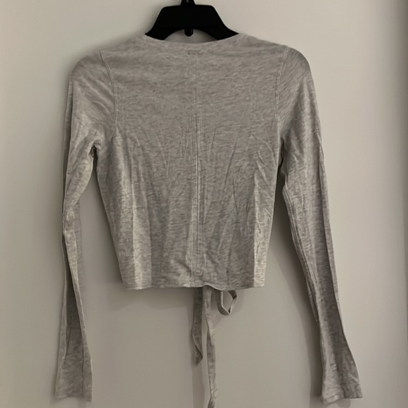 LULULEMON TIME TO RESTORE LONG SLEEVE HEATHER GRAY - Picture 5 of 7